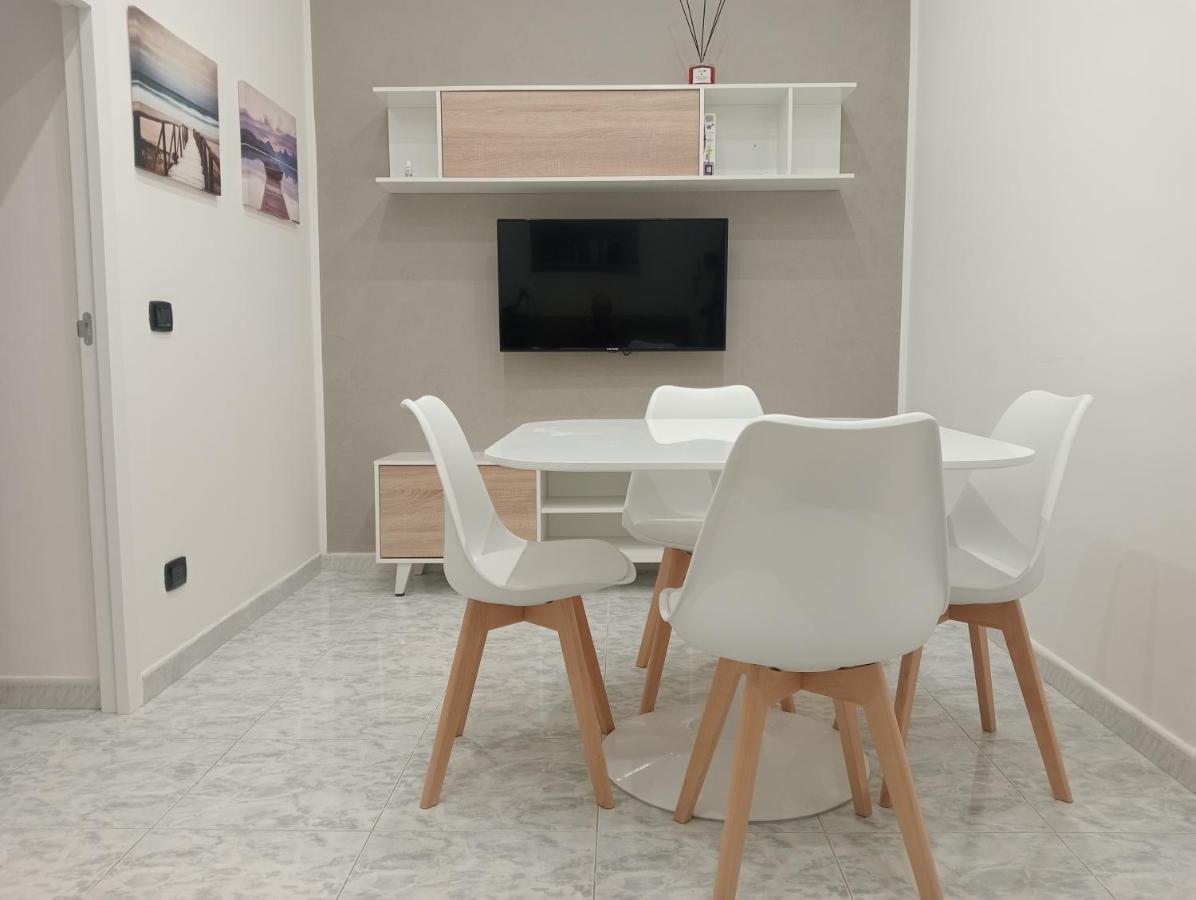 Apartmán Fra Sole E Stelle Bari Exteriér fotografie