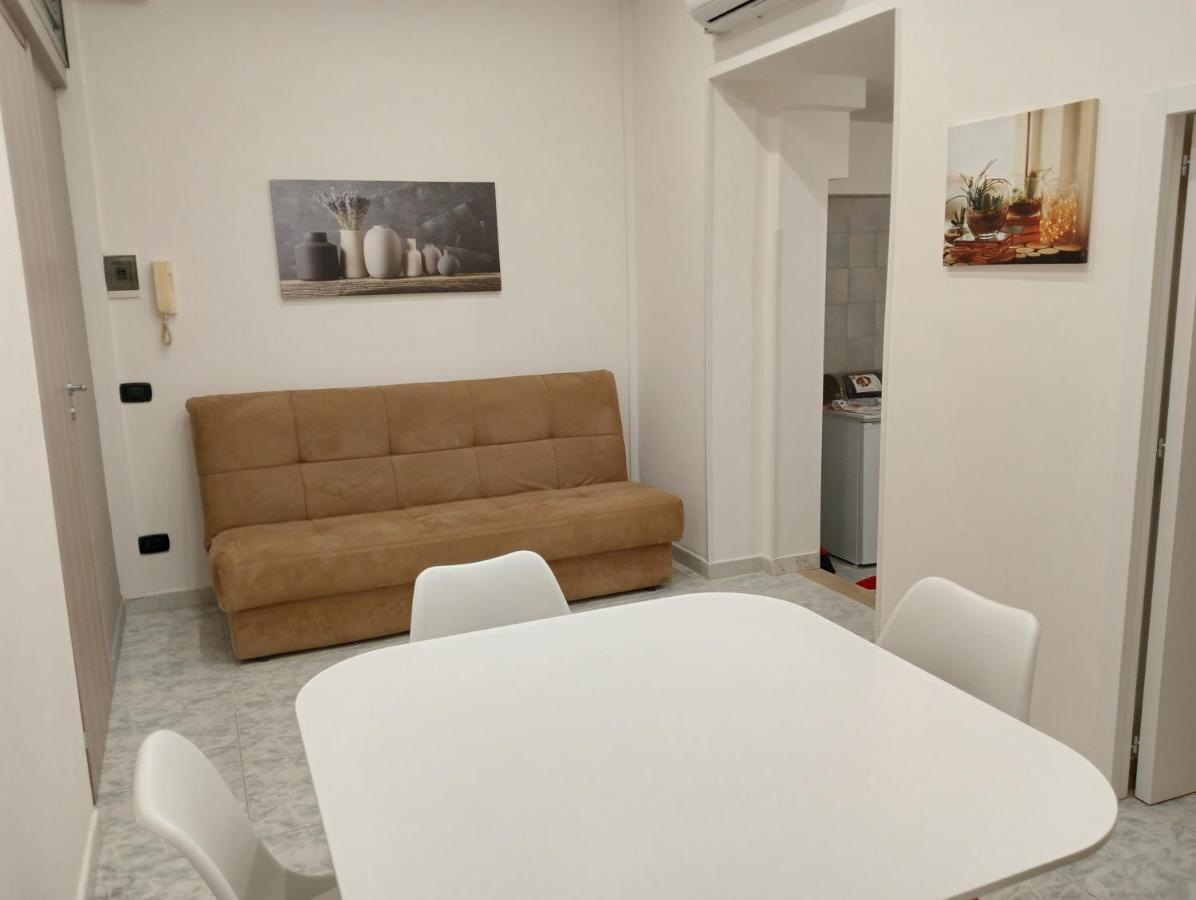 Apartmán Fra Sole E Stelle Bari Exteriér fotografie