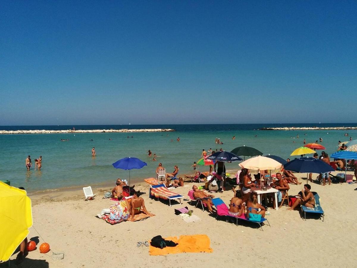 Apartmán Fra Sole E Stelle Bari Exteriér fotografie