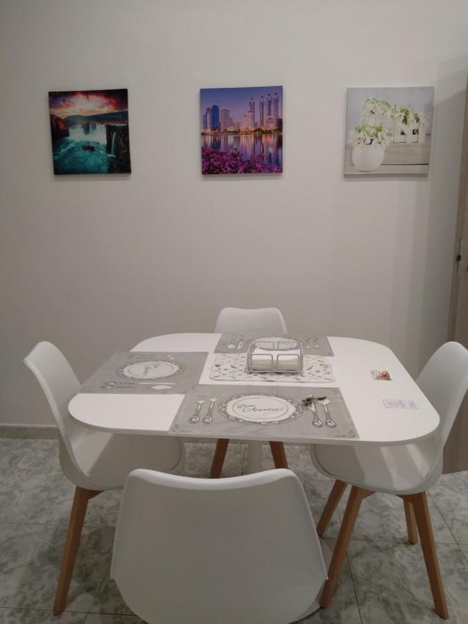 Apartmán Fra Sole E Stelle Bari Exteriér fotografie